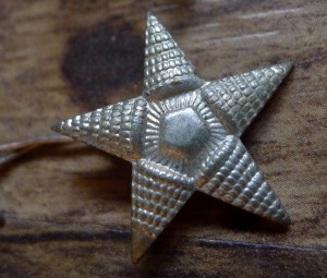 Погонные звезды обр. 1943г. старшего состава. 50 штук. Белые