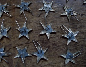 Погонные звезды обр. 1943г. старшего состава. 50 штук. Белые