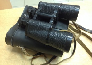 Бинокль в чехле