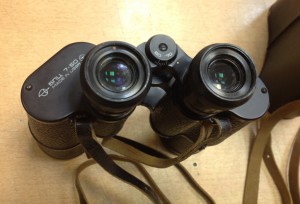 Бинокль в чехле