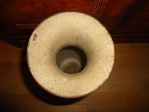 Древняя азиатская ваза