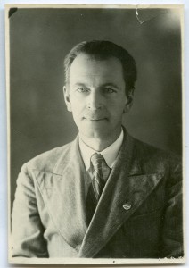 С знаком "ОСС Наркомлес".