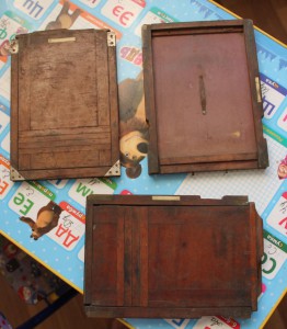 *Деревянный-гормошка фотоаппарат