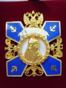 Знак АКАДЕМИИим.МАКАРОВА для высшего руководства ("золотой")