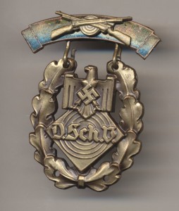 Знак за достижения в стрельбе в бронзе