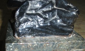 Большая бронзовая скульптура.