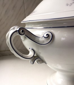 Изумительной красоты Германская супница!!! Здоровенная!!
