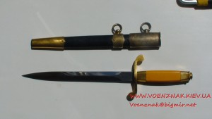 Бескнопочный кортик ВМФ, клеймо ИМЗ 1945  года