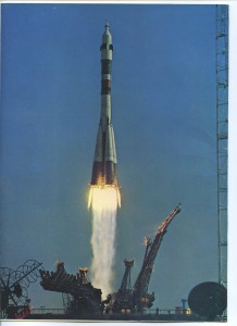 R! Группа за БАЙКОНУР. Редкие подписи космонавтов.