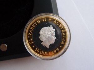 20$ Австралия, Милениум. Золото, серебро.