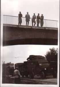Подборка распечаток старых фотографий.