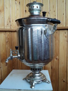 Самовар банка гранями узор волной на 9 л. 1990  г.