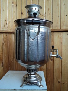Самовар банка гранями узор волной на 9 л. 1990  г.