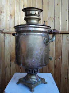 Самовары Царский и два советских