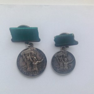 Комплект малая и большая серебряные медали ВСХВ номерные