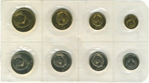 Годовые наборы в заводской запайке 1967, 1969 и 1989 гг