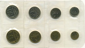Годовые наборы в заводской запайке 1967, 1969 и 1989 гг