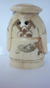 нэцке, старик с корзиной