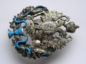 Военный Врач с учёной степенью Доктора.