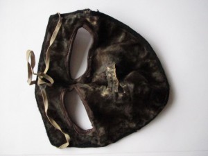 маска на лицо меховая, для летчиков... остатки штампа  37г.