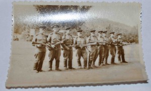 9 разных фото с военными 40-50 х годов