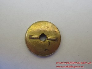 Членский знак ЛКСМУ в серебре.