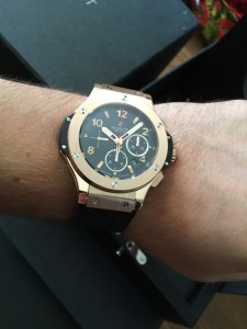 золотые Hublot Big Bang Gold