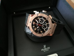 золотые Hublot Big Bang Gold