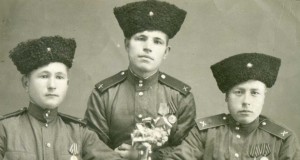 Рядовые артчастей кавалерии. 1947 г.