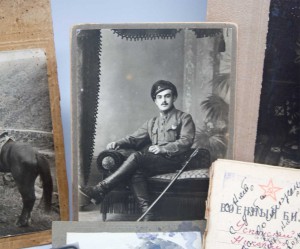 Архив Красного Командира ЧЕКИСТА-ПАРТИЗАНА грамоты фото доки