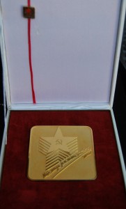 ЮГОСЛАВИЯ плакетка, настольная медаль+коробка КРАСИВАЯ