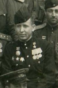 8 фото из архива ген.майора авиации,ГСС, С.Х.МАРКОВЦЕВА.