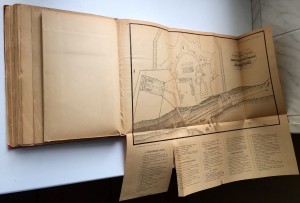 ЧУМА в Одессе. Книга с цветными вкладками и рис-ми про ЧУМУ
