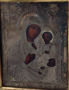 Тихвинская в серебре.
