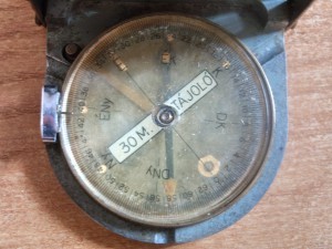 Старинный компас IRANY