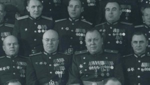 Большая ГРУППА офицеров