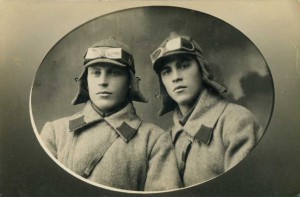 Бойцы АВТО-БРОНЕВОГО ДИВИЗИОНА им.ВОРОШИЛОВА.1931 г.