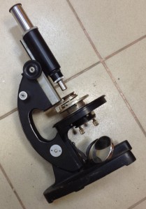 Микроскоп 1947 года