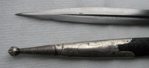 Кинжал в серебре --2