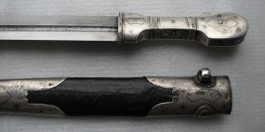 Кинжал в серебре --2