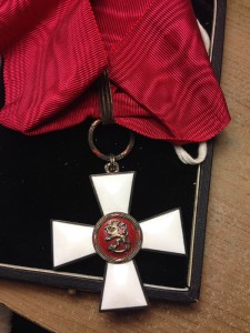 Финляндия.Крест в коробке