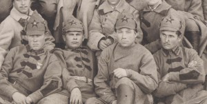 группа КРАСНОАРМЕЙЦЕВ нашивки, шифровки.. 1925 большое фото