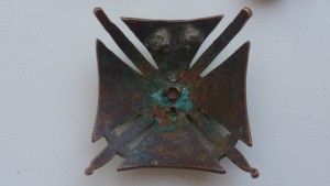 Копанные полковые знаки и не только.