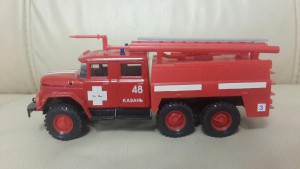 УРАЛ-4320, ЗИЛ-131. Россия.