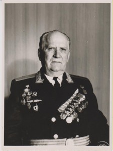 3 фото военного штурмана, кавалера 5 БКЗ