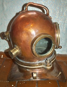 Водолазный шлем трех болтовый 1982 год