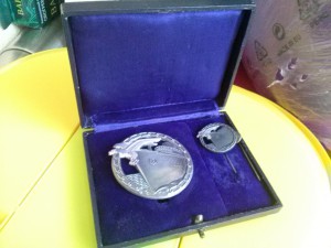 Комплект Прорывателя (Знак,футляр, два фрачника)