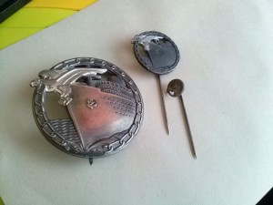 Комплект Прорывателя (Знак,футляр, два фрачника)