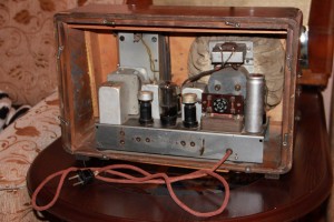 Радиоприемник Пионер. До военный.