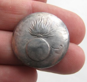 Офицерская пуговица .серебро . 19 век